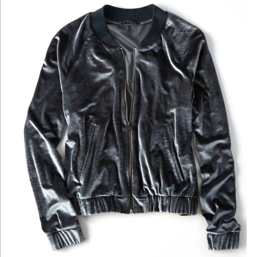 NEW American Eagle Outfitters Velvet Bomber Jacket size M Grey